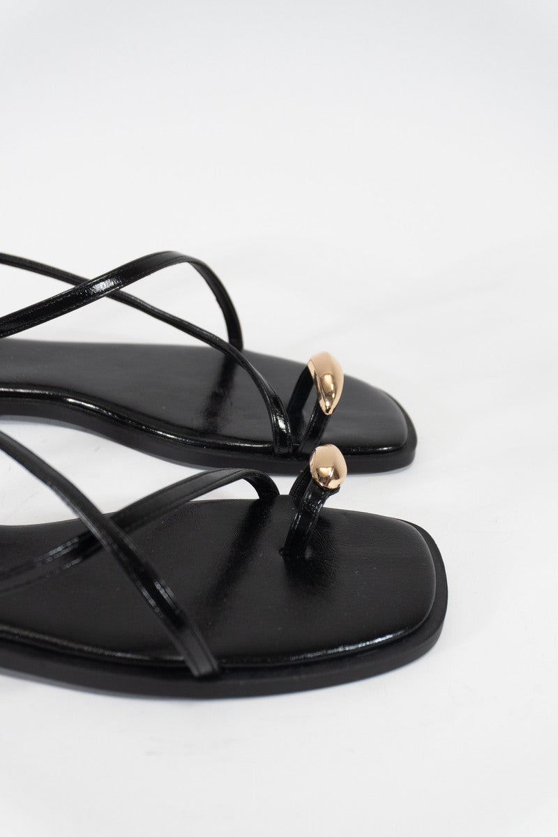 Crisscross Toe-Ring Sandals