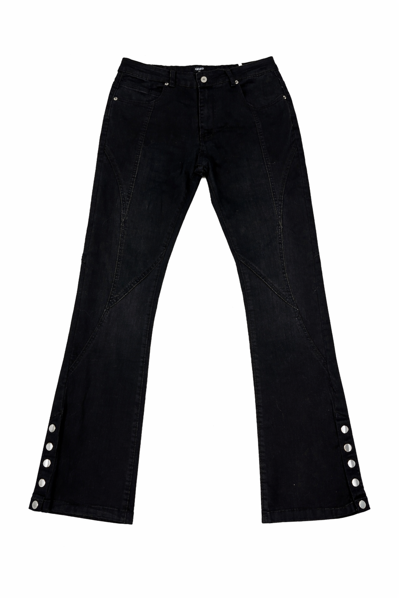 Snap Detail Flared Jeans