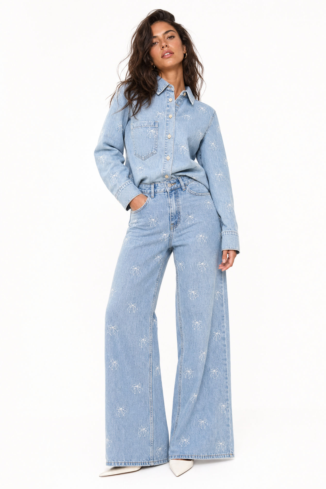 Embroidered Bow Print Wide-Leg Jeans
