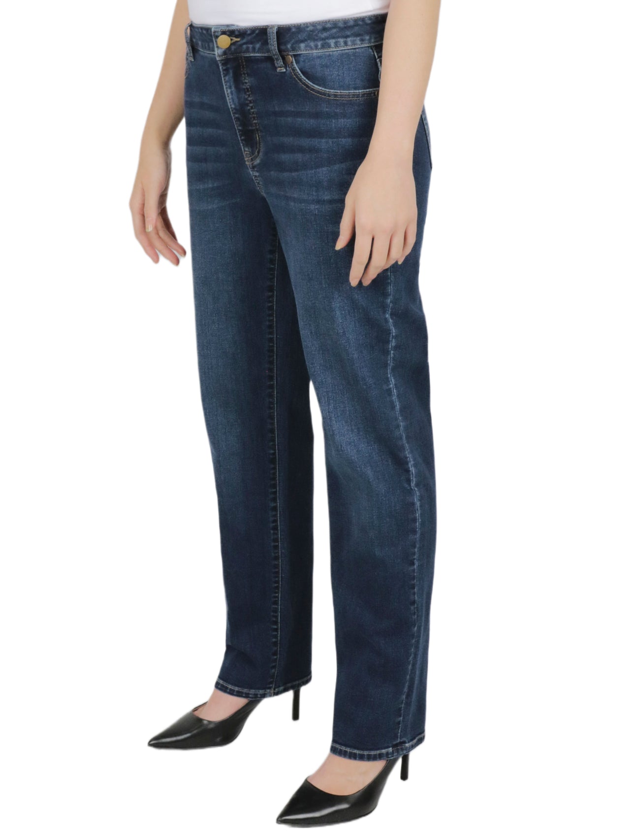 Plus Size Straight-Leg Jeans