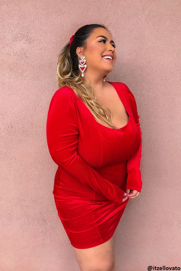 Plus Size Ribbed Velvet Dress
