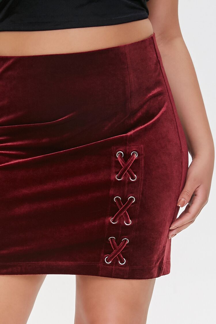 Plus Size Velvet Skort