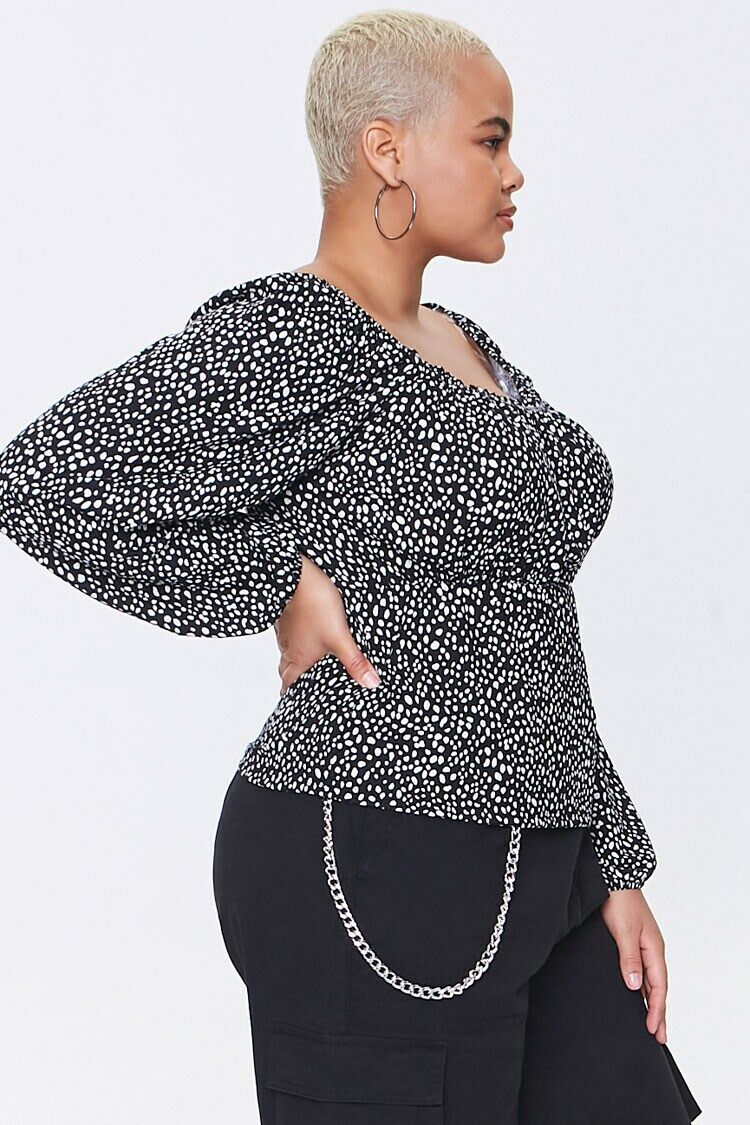 Plus Size Spotted Print Top
