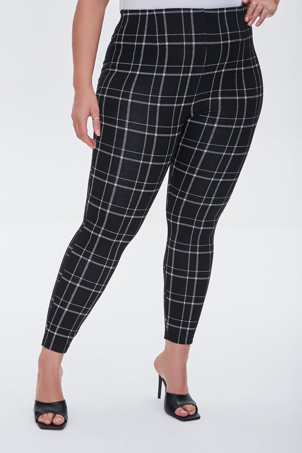 Plus Size Plaid Leggings