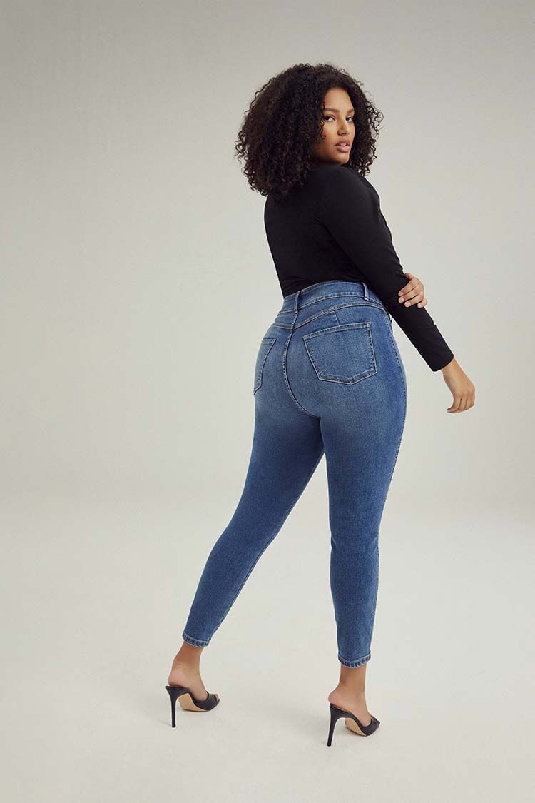 Plus Size Skinny Uplyfter Jeans