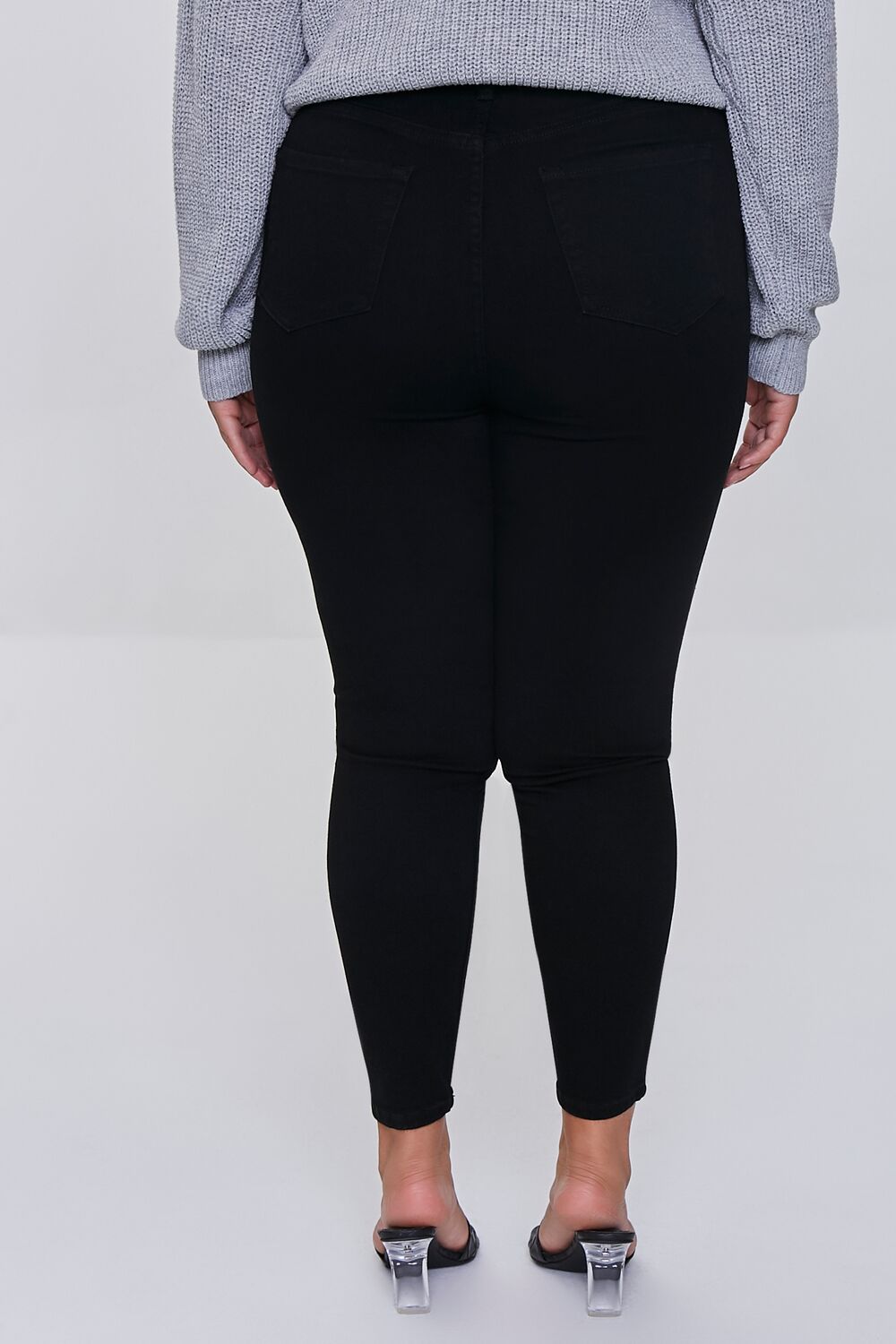Plus Size Basic Skinny Jeans