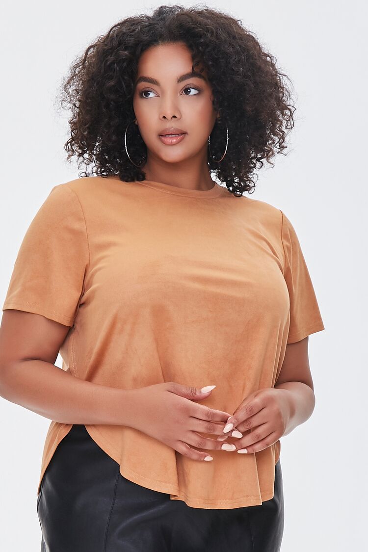 Plus Size Faux Suede Curved Tee