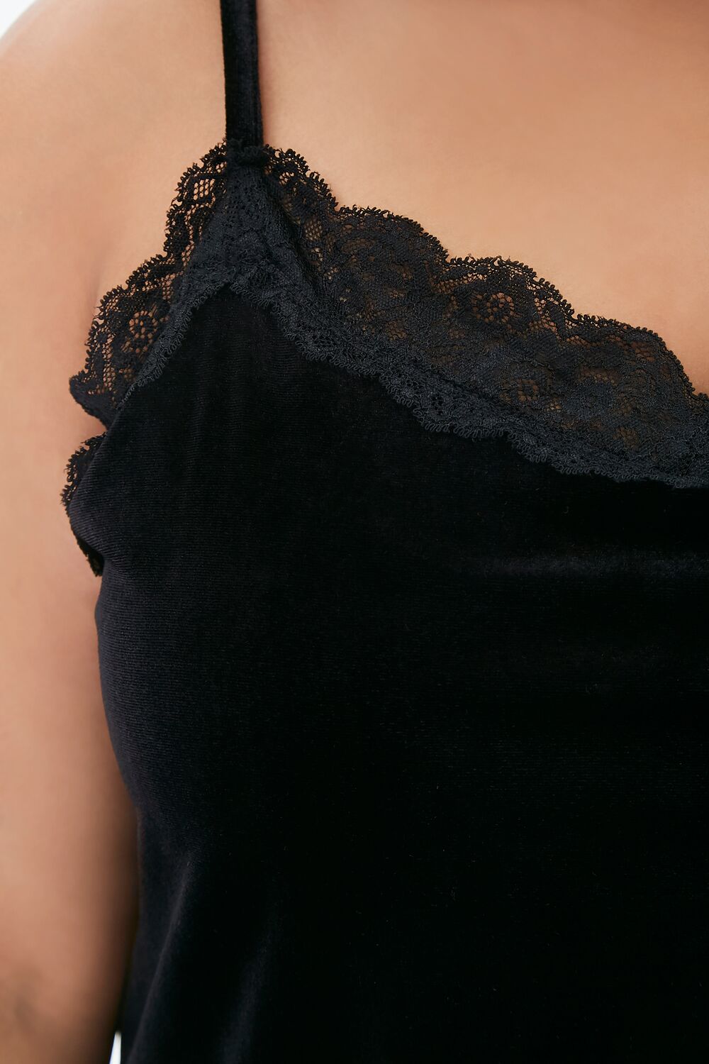 Plus Size Velvet Lace Cami