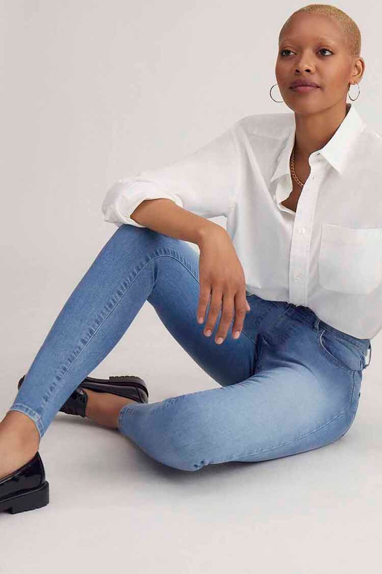 Super-Stretch High-Rise Skinny Jeans