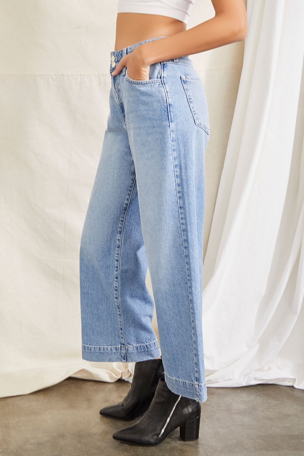 Wide-Leg High-Rise Jeans