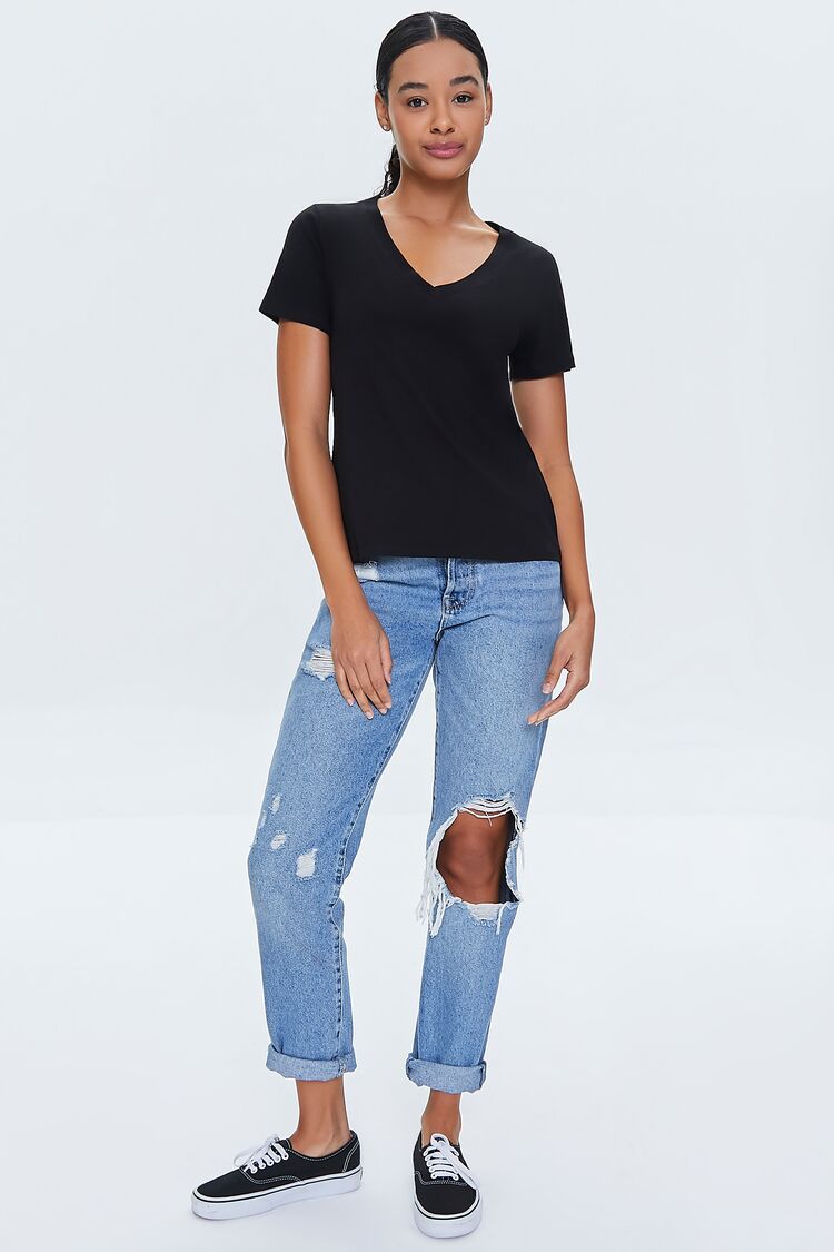 Basic V-Neck Tee