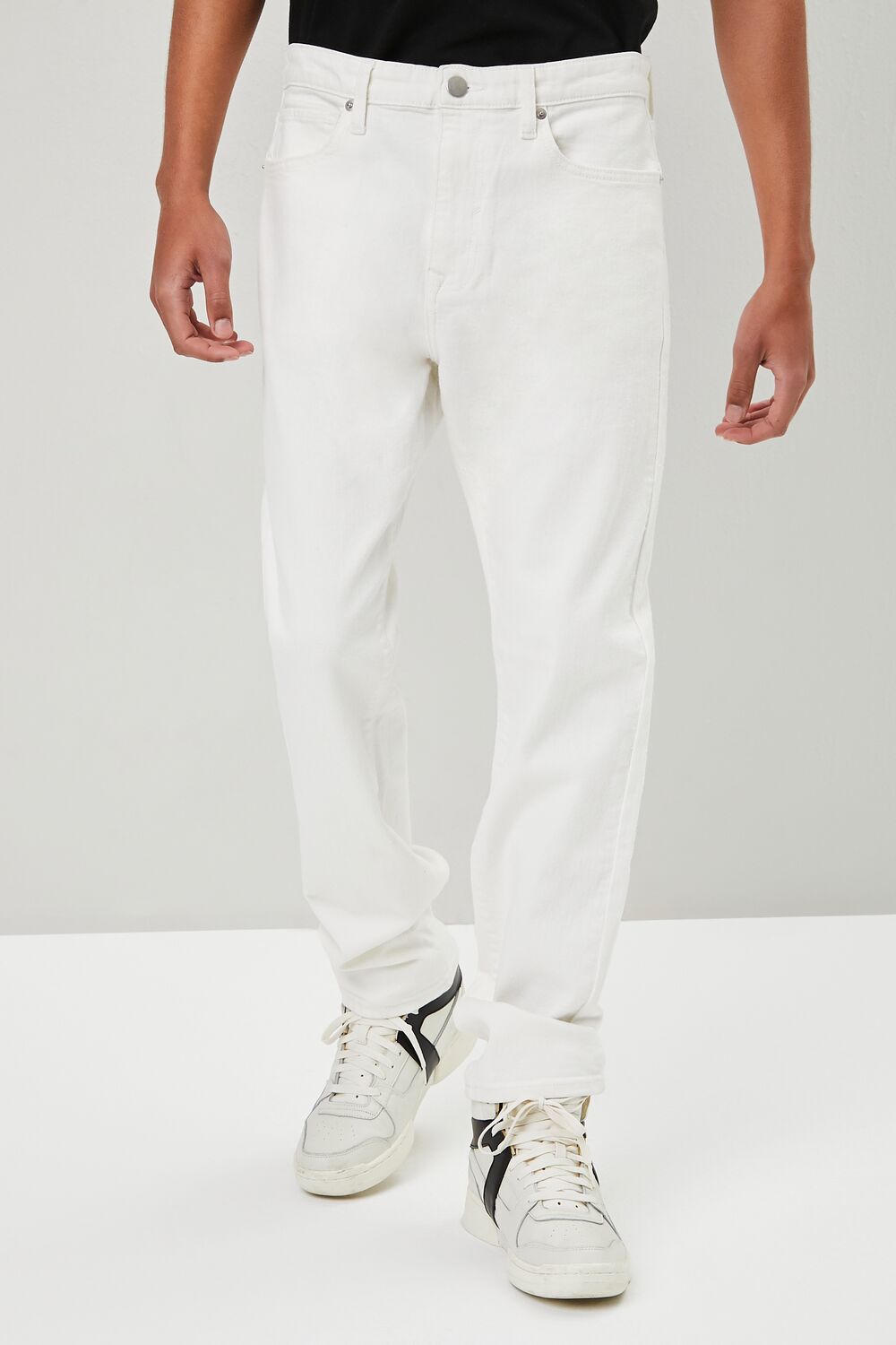 Clean Wash Tapered Jeans