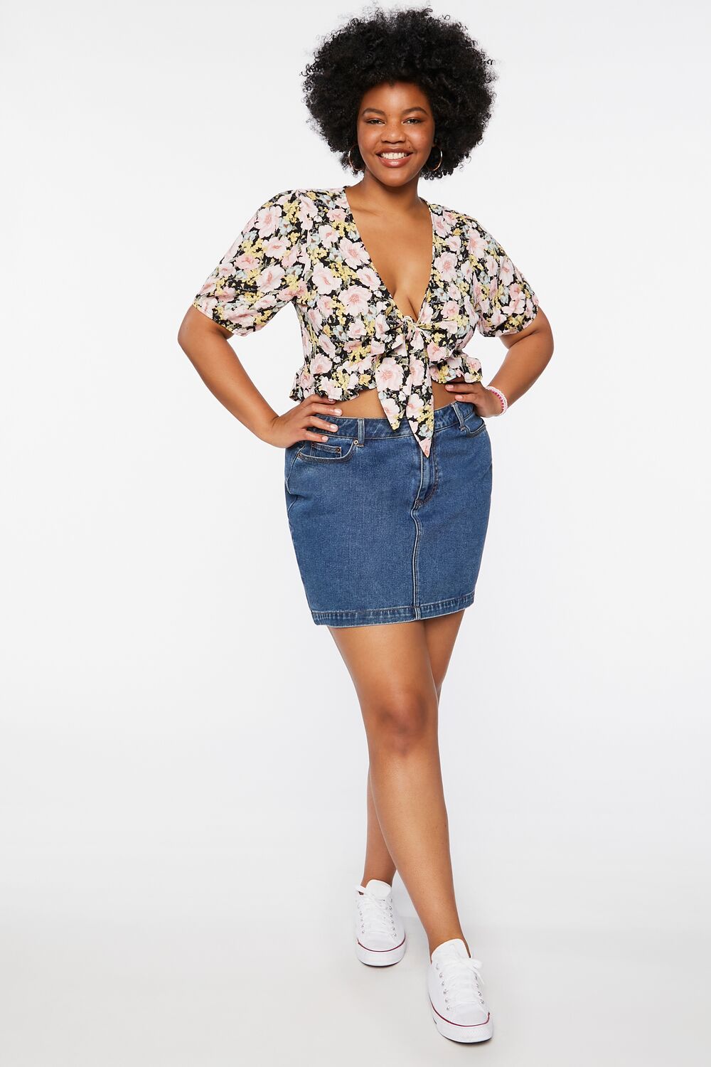 Plus Size Floral Tie-Front Crop Top