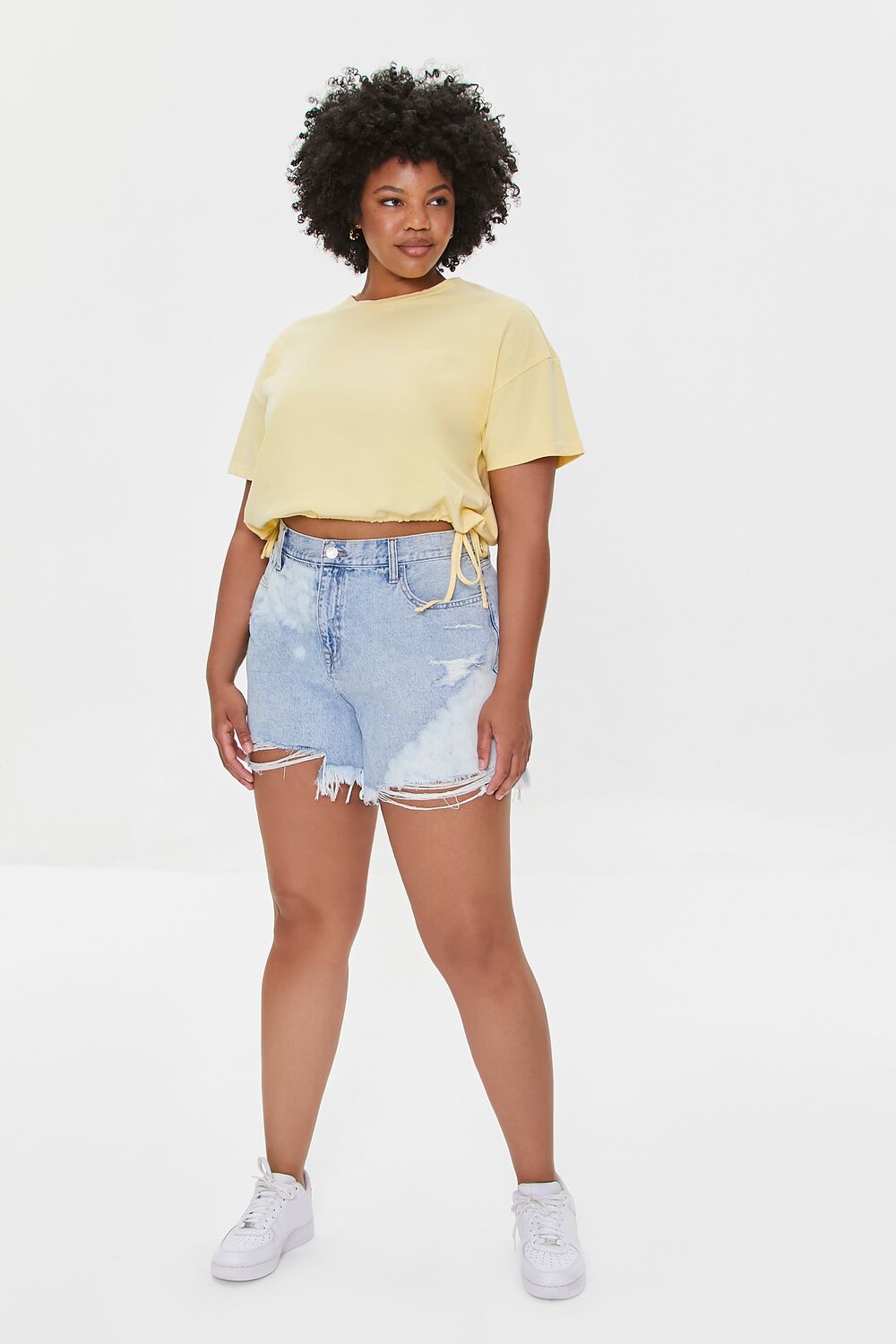 Plus Size Frayed Denim Shorts