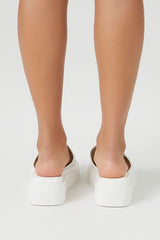 Ribbed Flatform Sandals