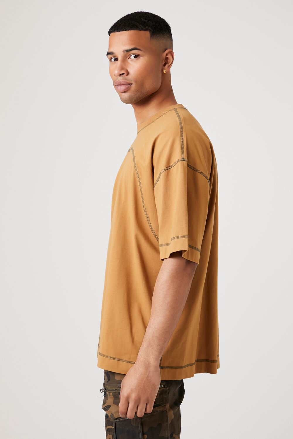 Contrast-Stitch Crew Neck Tee