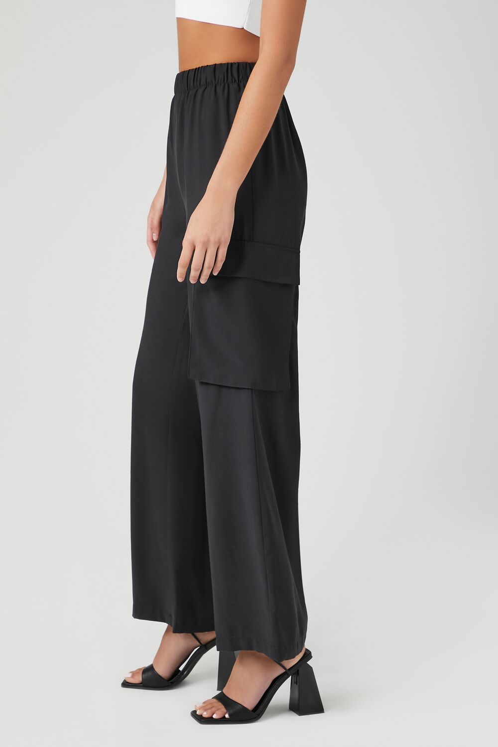 Wide-Leg Poplin Cargo Pants