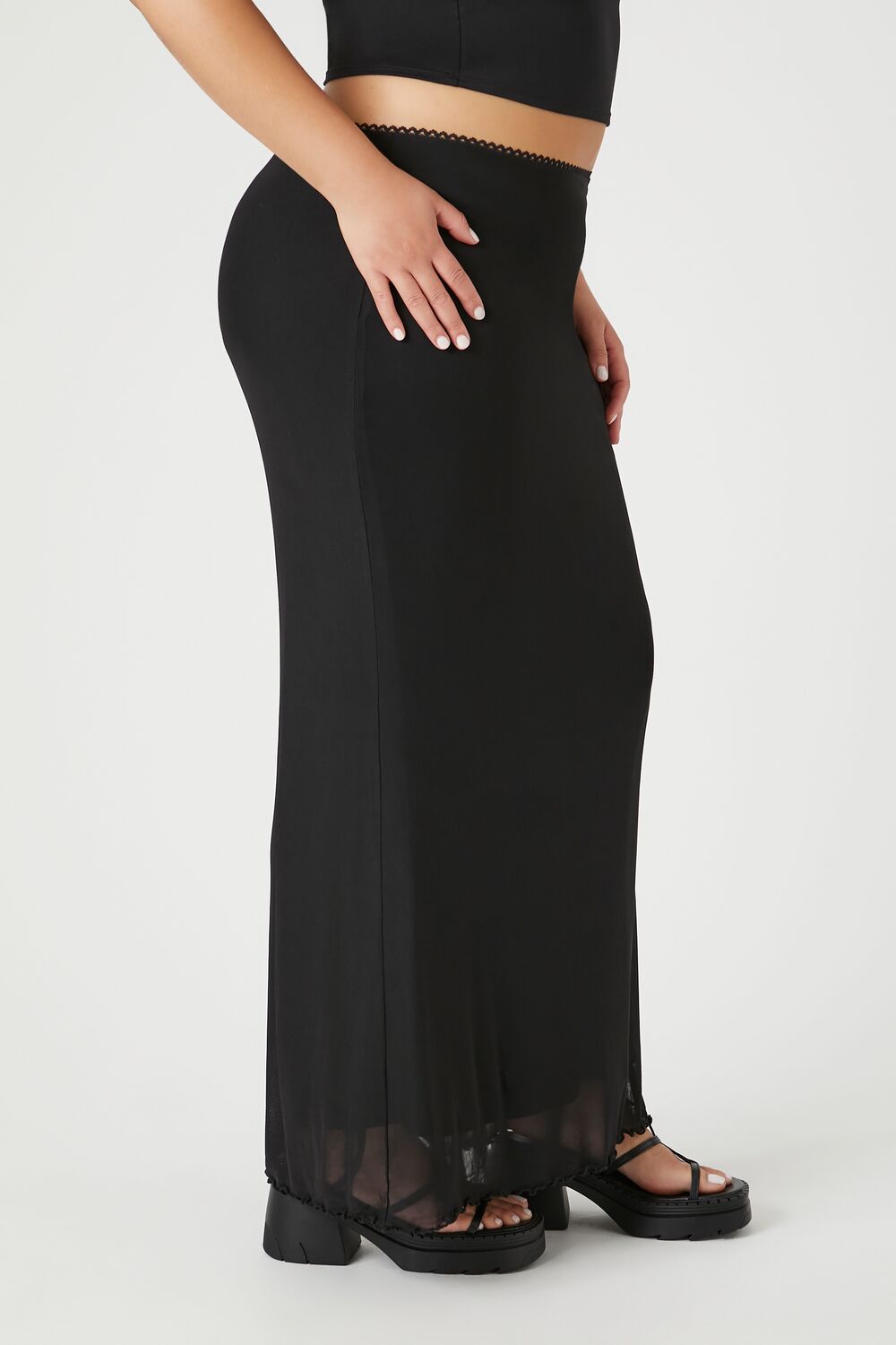 Plus Size Mesh Lettuce-Edge Maxi Skirt