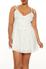 Plus Size Floral Print Mini Dress