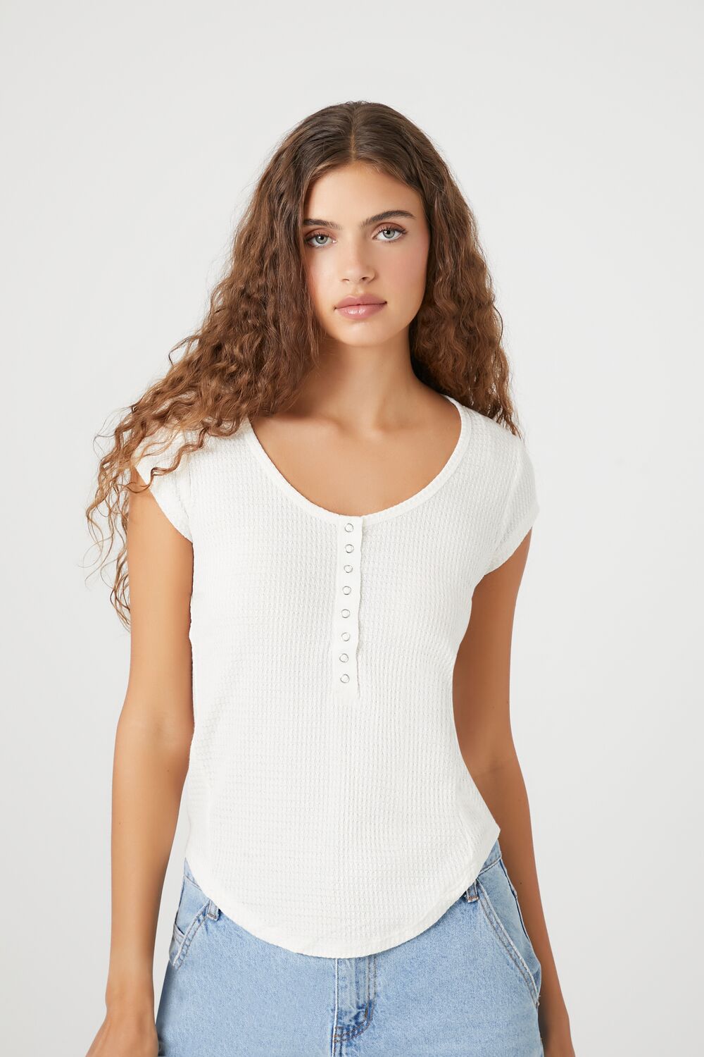 Curved-Hem Thermal Henley Top