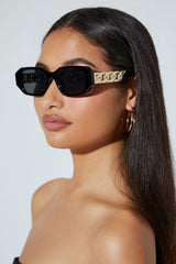 Rectangular Curb Chain Sunglasses