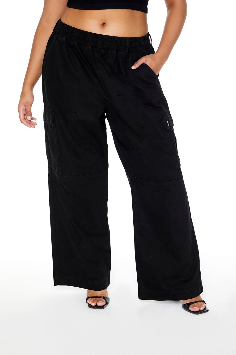Plus Size Twill Wide-Leg Cargo Pants