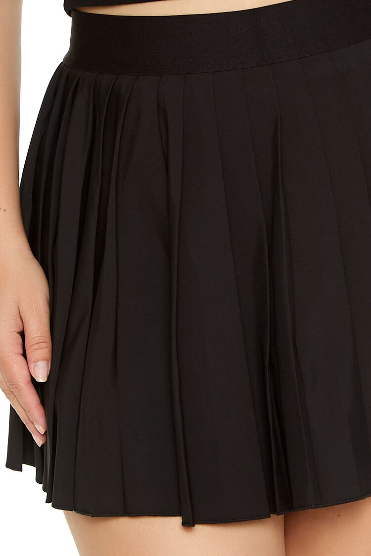 Plus Size Pleated Mini Skort