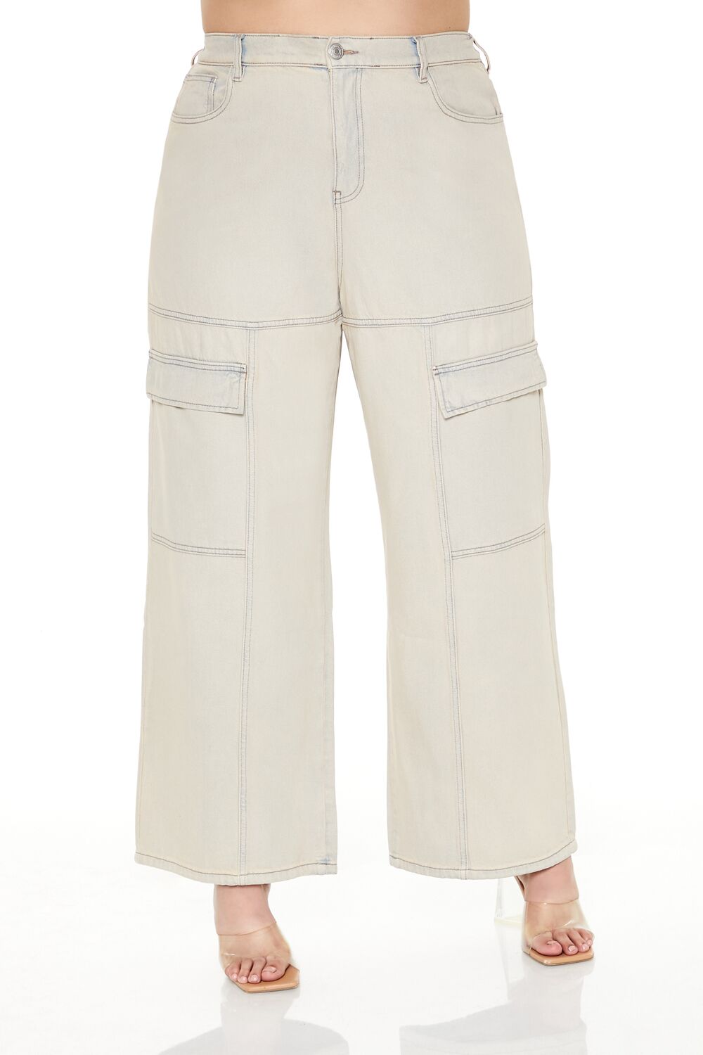 Plus Size Wide-Leg Cargo Jeans