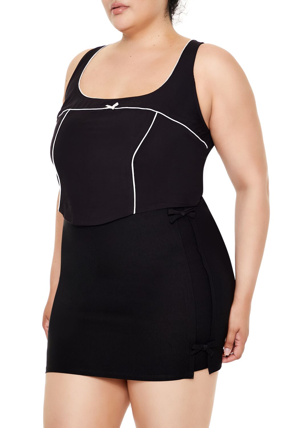 Plus Size Two-Tone Bow Crop Top