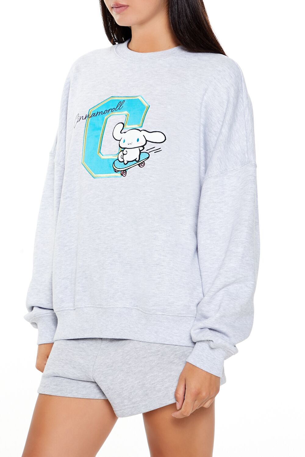 Skateboarding Cinnamoroll Pullover