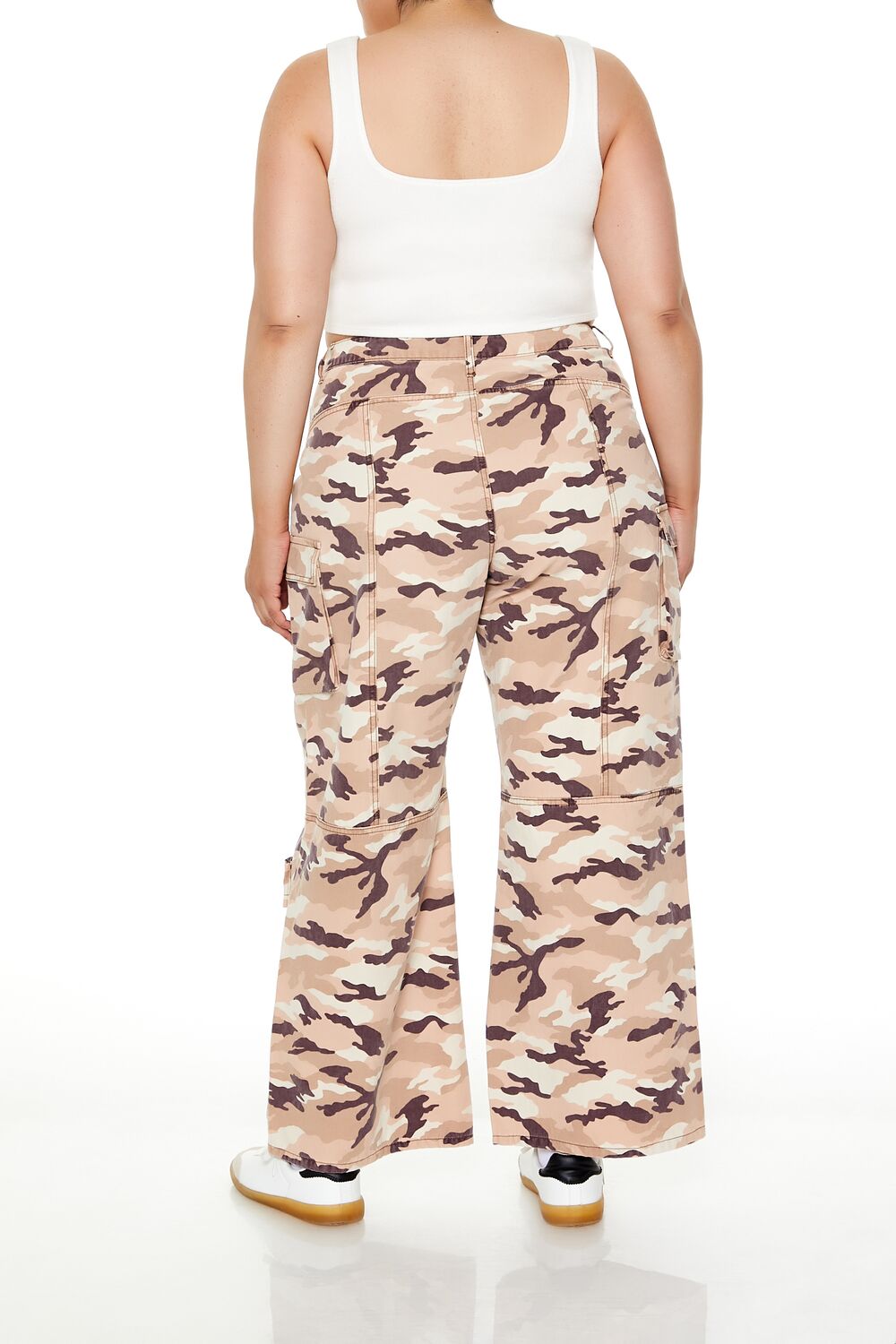 Plus Size Leaf Print Cargo Pants