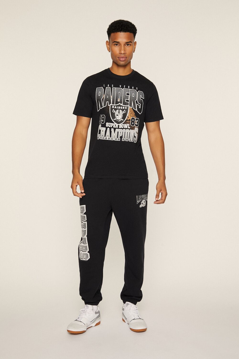 Las Vegas Raiders Graphic Tee