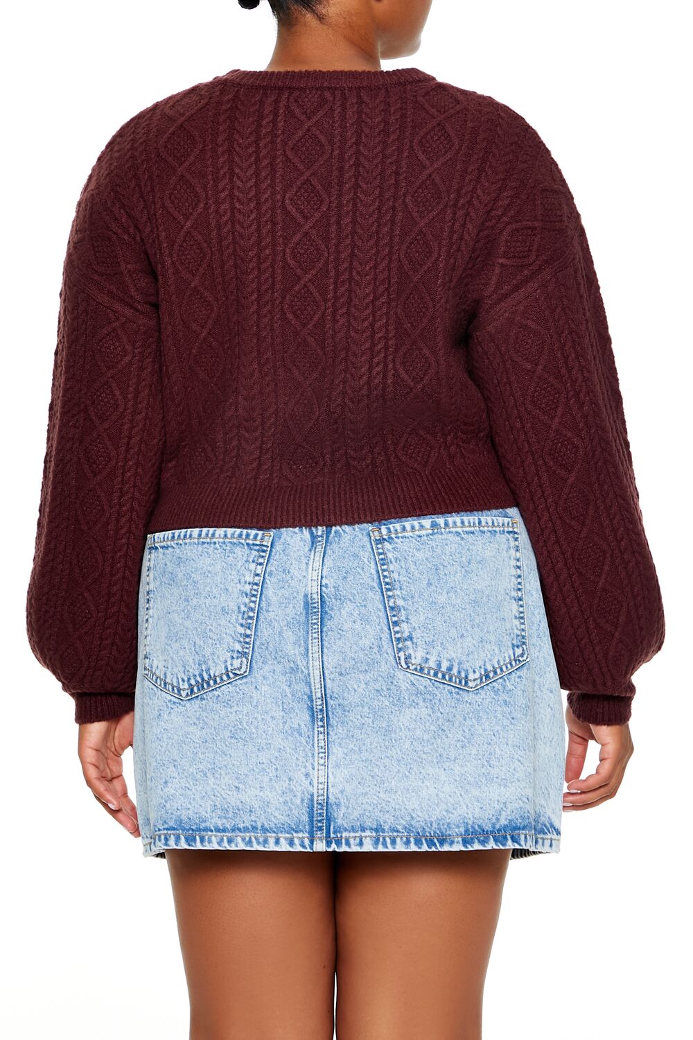 Plus Size Cropped Cable Knit Sweater
