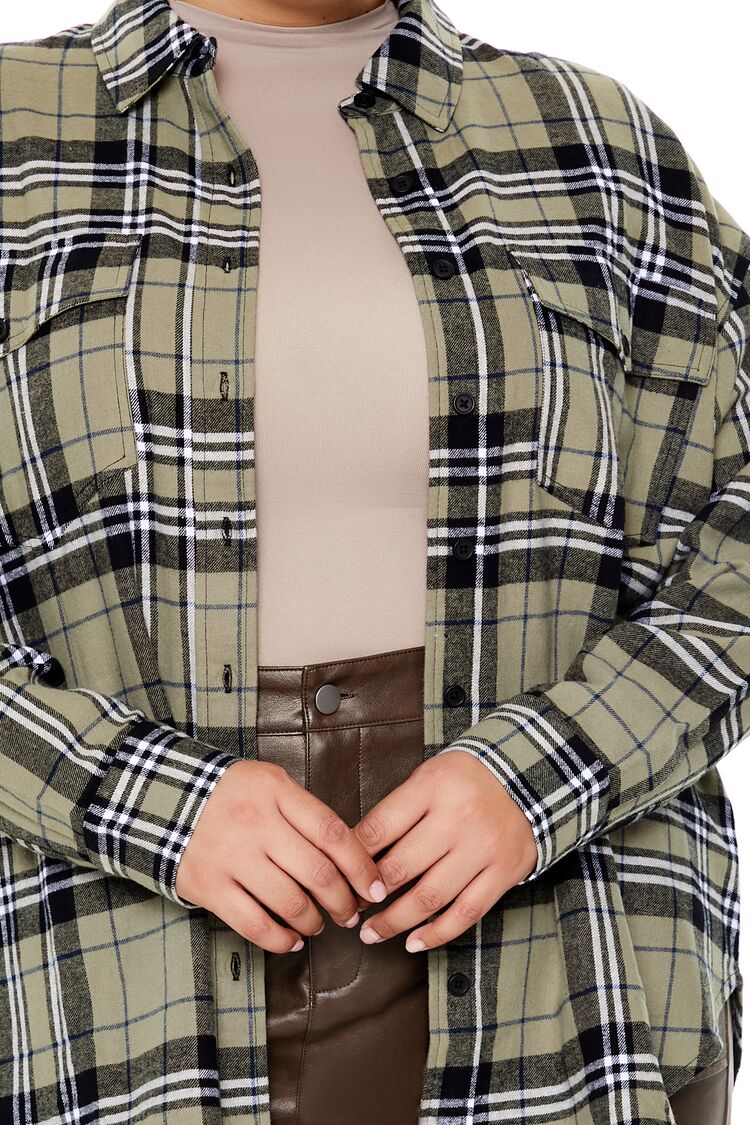 Plus Size Plaid Flannel Shirt