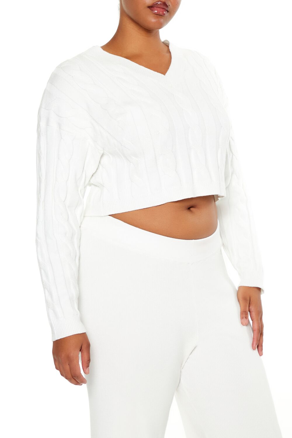 Plus Size Cropped Cable Knit Sweater