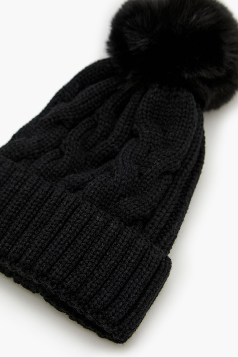 Pom Pom Cable Knit Beanie