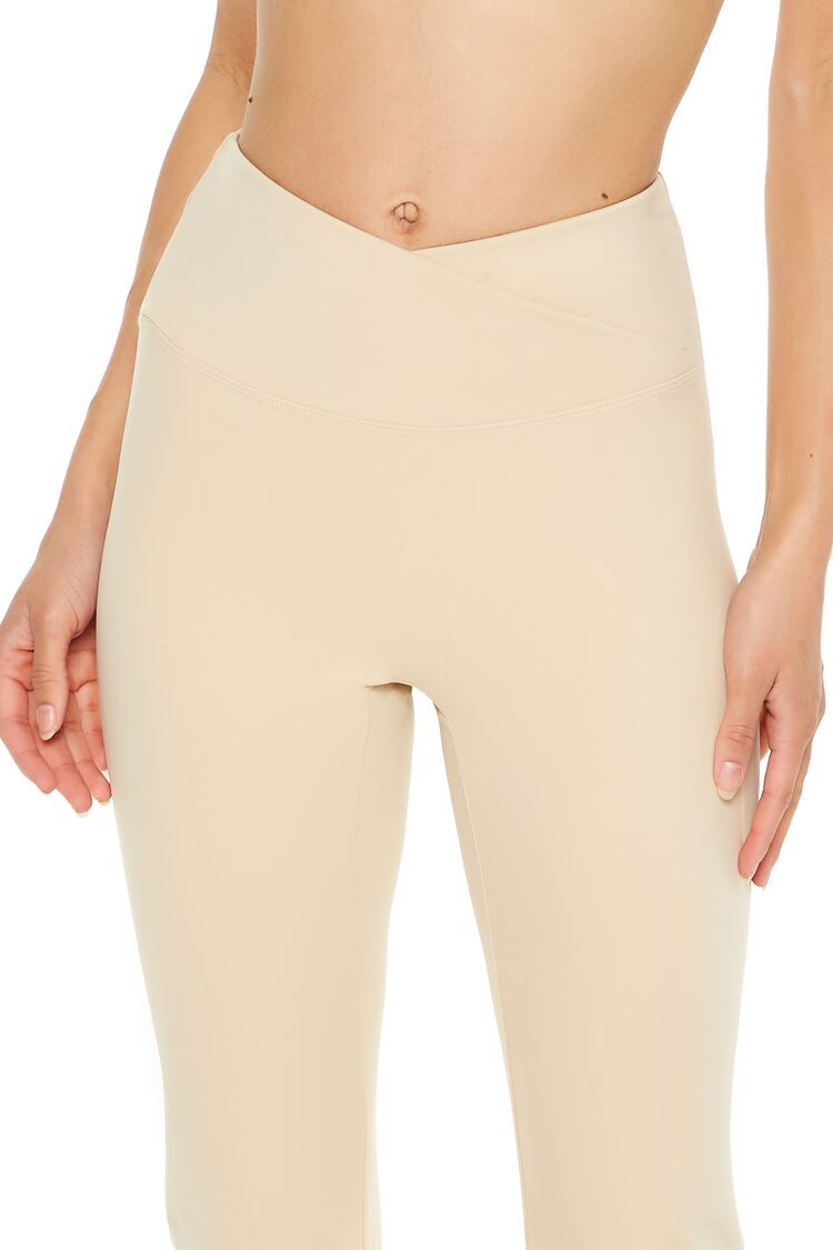 Active Uplift Scrunch Leggings