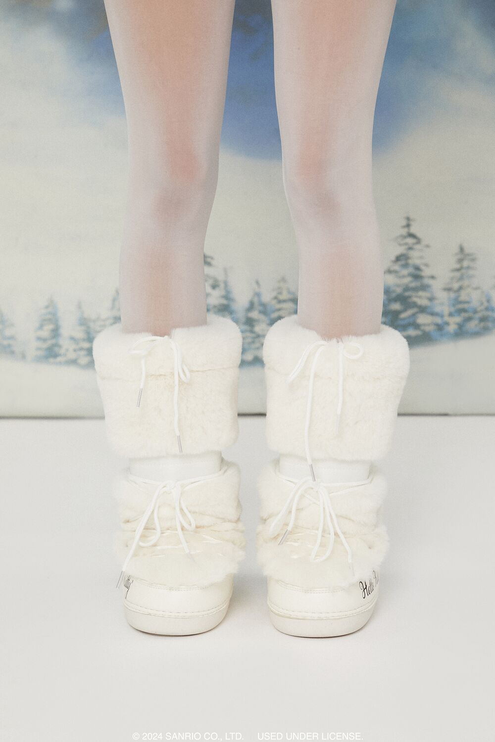 Hello Kitty Faux Fur Boots