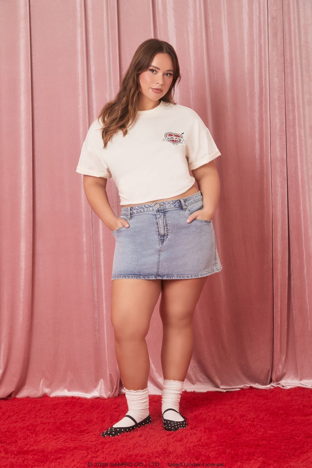 Plus Size Hello Kitty Lace Heart Tee