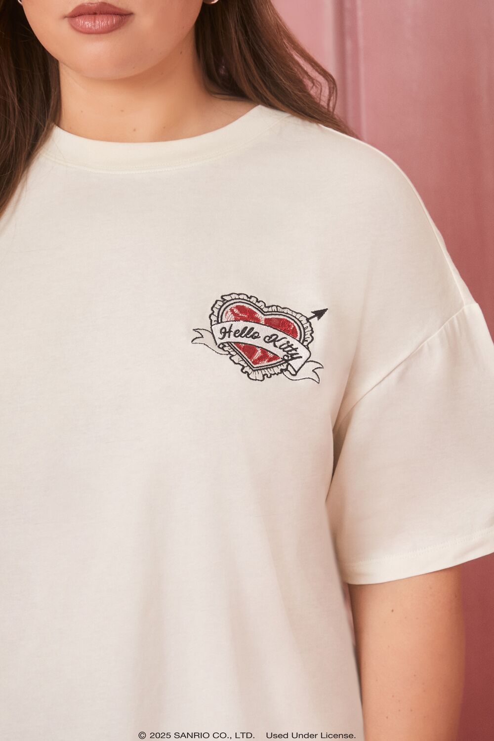 Plus Size Hello Kitty Lace Heart Tee