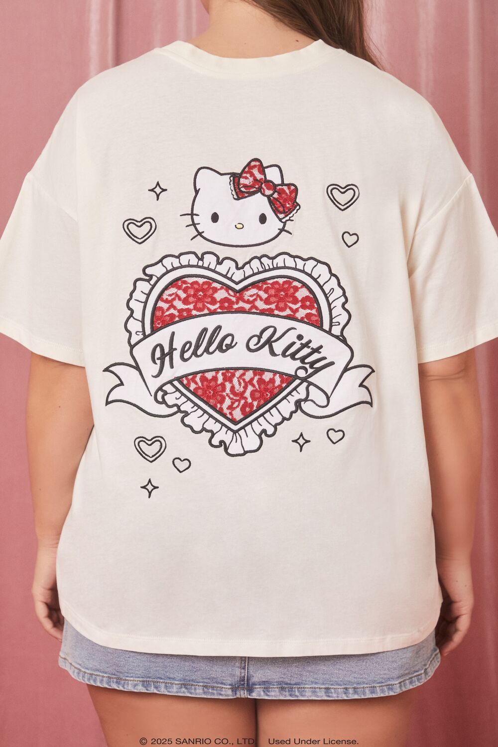 Plus Size Hello Kitty Lace Heart Tee