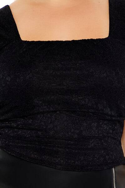 Plus Size Lace-Up Lace Top